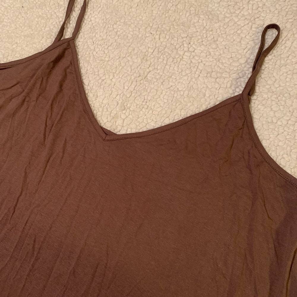 Shein Basic Tank Top - Picture 2 of 6